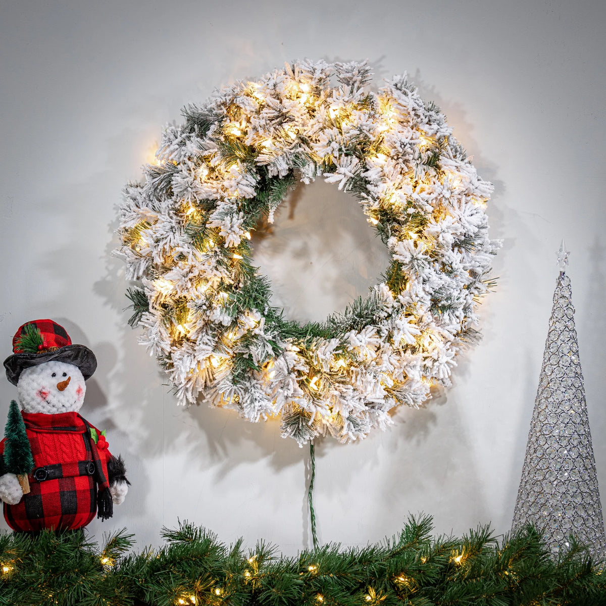 Snowfrost Pre-lit 30" Wreath